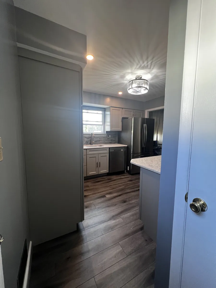 Warm, custom kitchen remodel in Reisterstown, MD